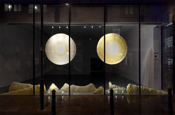 3taleoftwosuns_gallery Yoca Muta, A Tale of Two Suns, Iniva Window Commission 2008. Photograph © Andy Keate